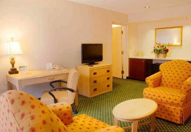 Courtyard By Marriott Fort Lauderdale Coral Springs Bagian luar foto